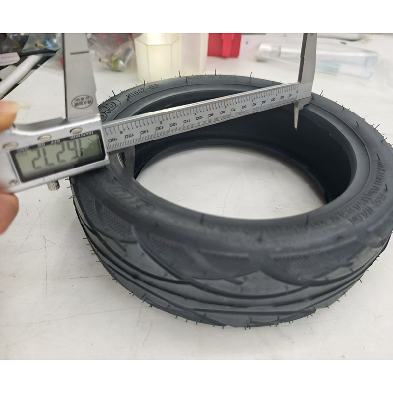 Ban Tubeless Asli untuk Skuter - Scooter Parts ulasan dan harga